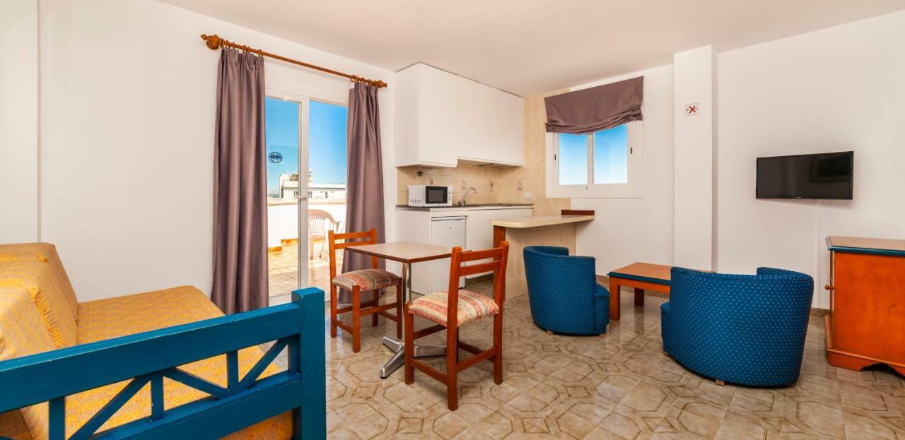 Charlys Picafort Apartment